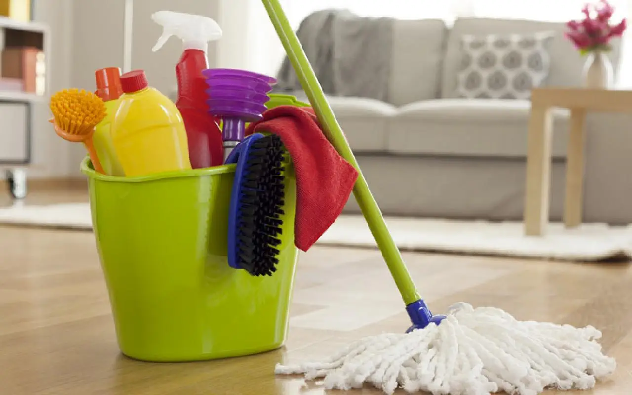 Le 5 tecniche da conoscere se vuoi pulire casa come un vero professionista