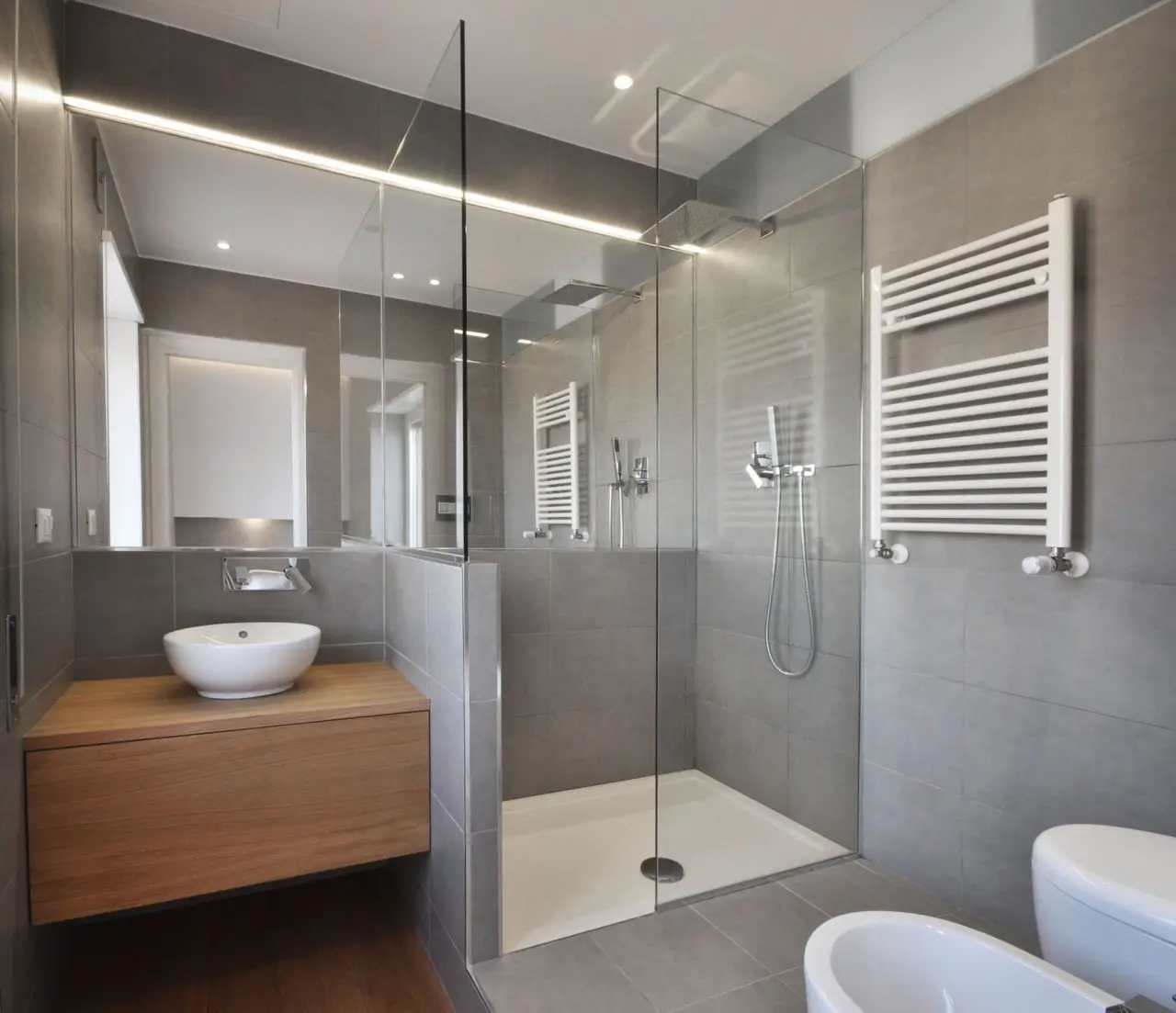 Hai appena ristrutturato il bagno? Ecco il metodo per pulire perfettamente i rivestimenti nuovi